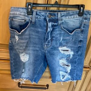 No Boundaries Shorts Size 32